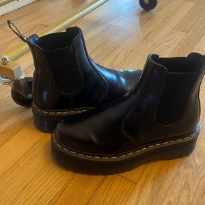 Platform Dr Marten Platform Chelsea Boots WORN ONCE